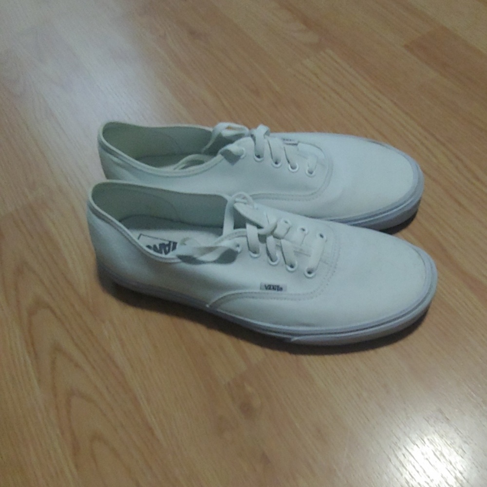 Vans Authentic shoes